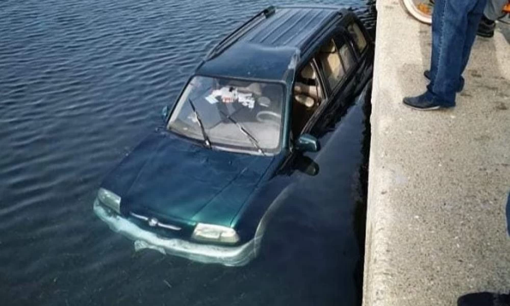 Θεσσαλονίκη: Αυτοκίνητο "βούτηξε" στον Θερμαϊκό